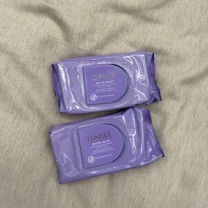 Clinique take the day off wipes